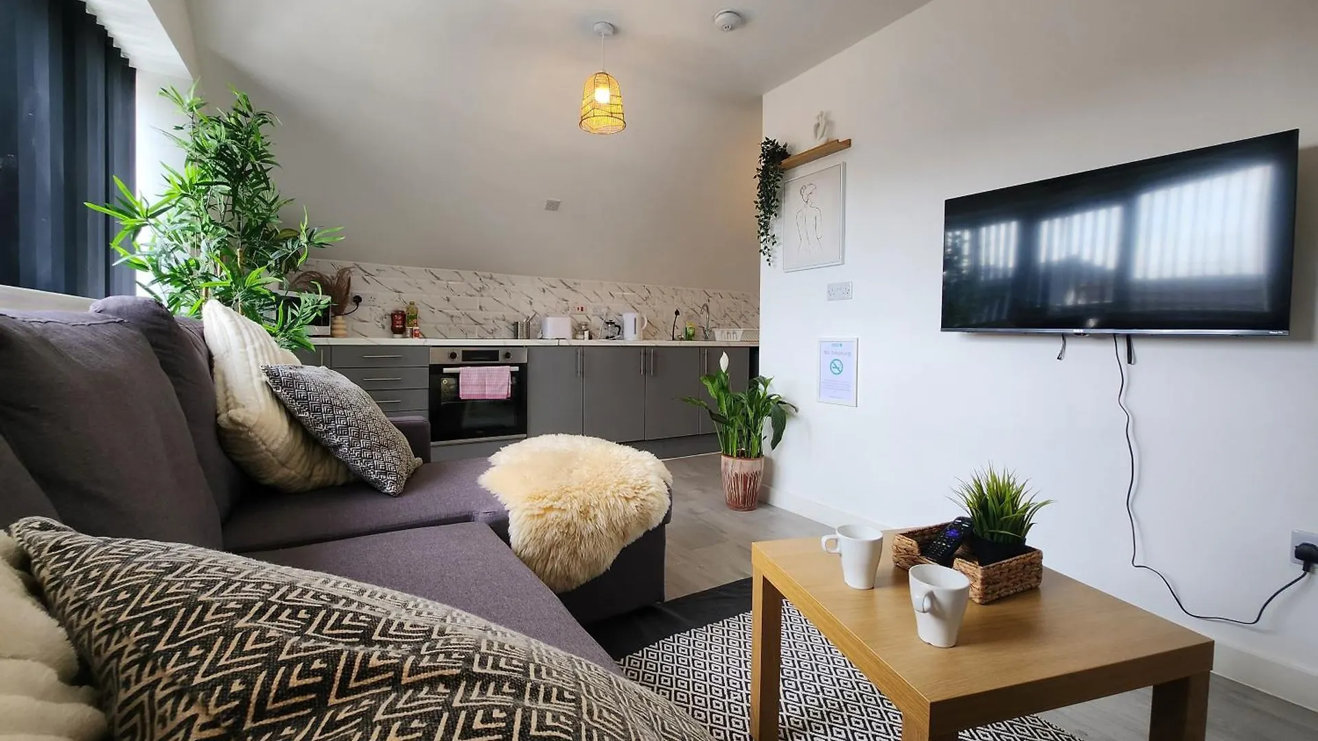 Aparthotel Flat 4 - 10 Min To Centre By Property Promise Cardiff